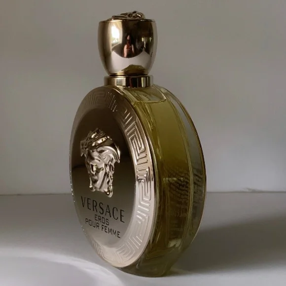 VERSACE EROS POUR FEMME - BRAND NEW - Picture 2 of 5